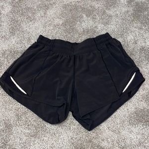 Lululemon Hotty Hot shorts 4 inch